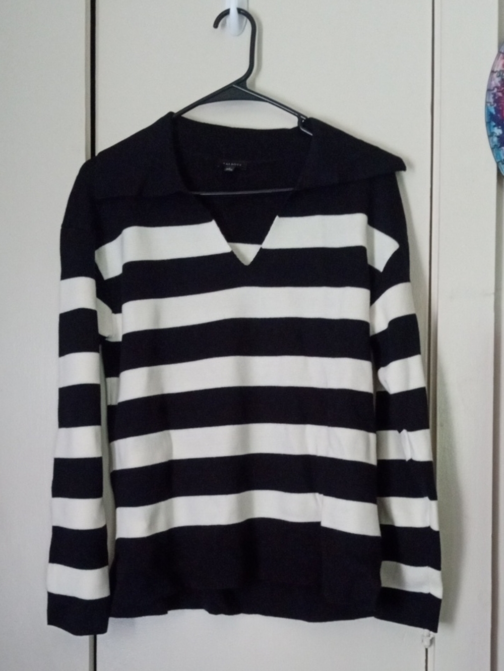 Talbots Black & White Striped V-Neck Sweater Wool Blend Size Medium